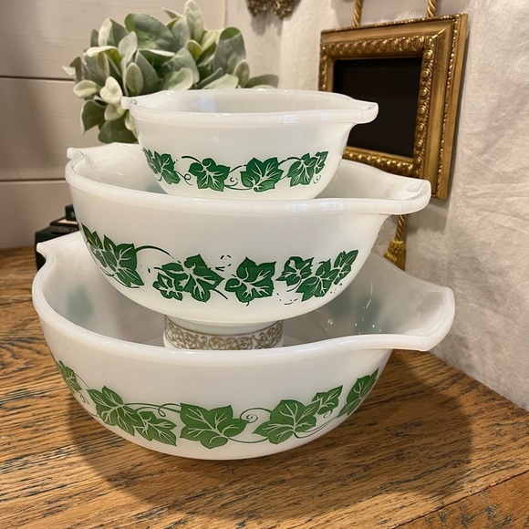 💚 GLASBAKE Ivy Cinderella Nesting Bowls – Set of 3
J2354-2356-2357 - Picture 3 of 15